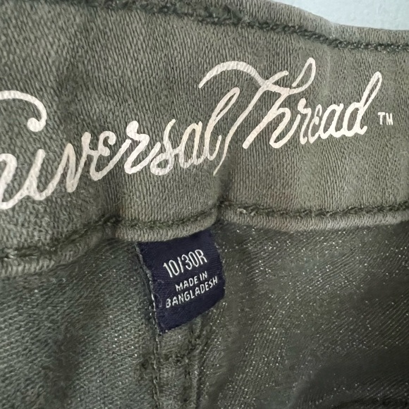 Universal Thread stretch Green pants - Picture 5 of 6